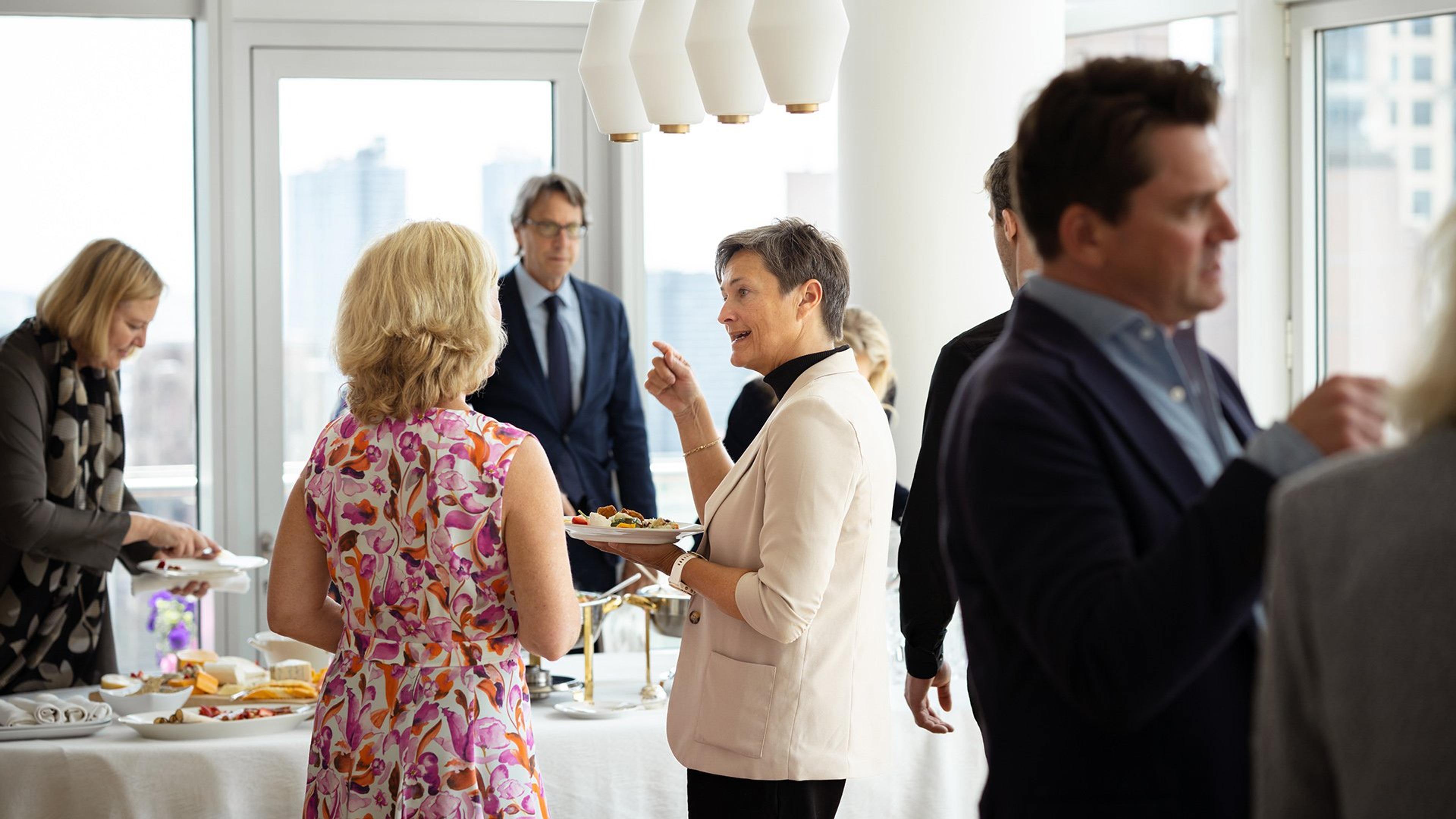 Sonja Djønne presenterte Heymat på det norske konsulatet i New York.