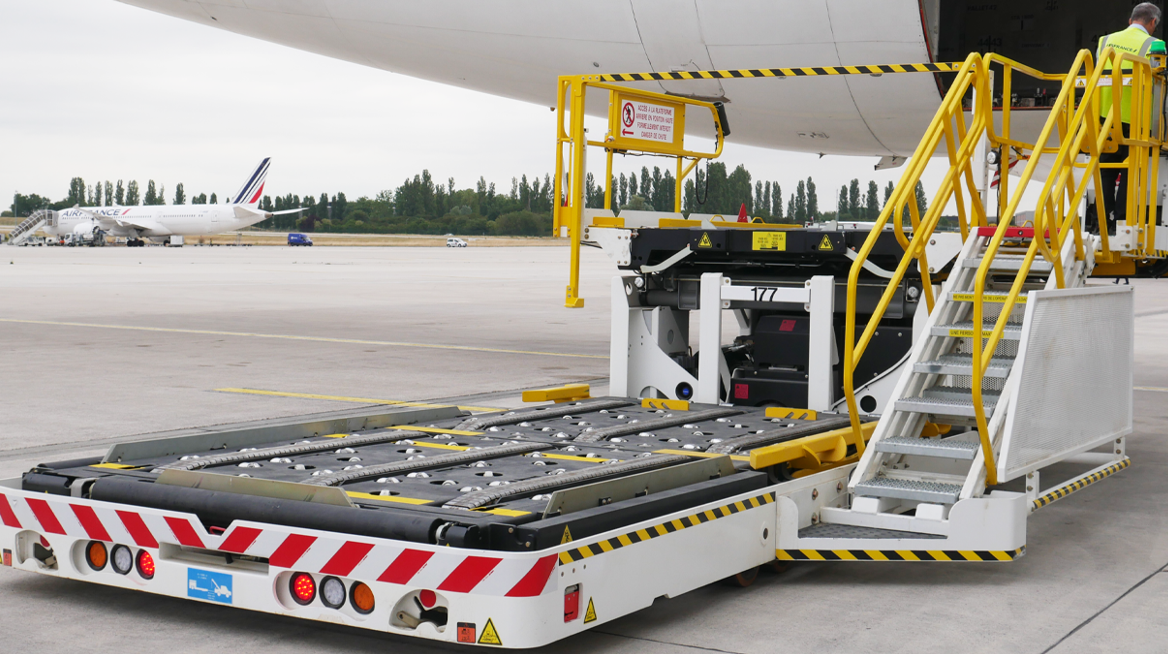 A docking station for airplains.