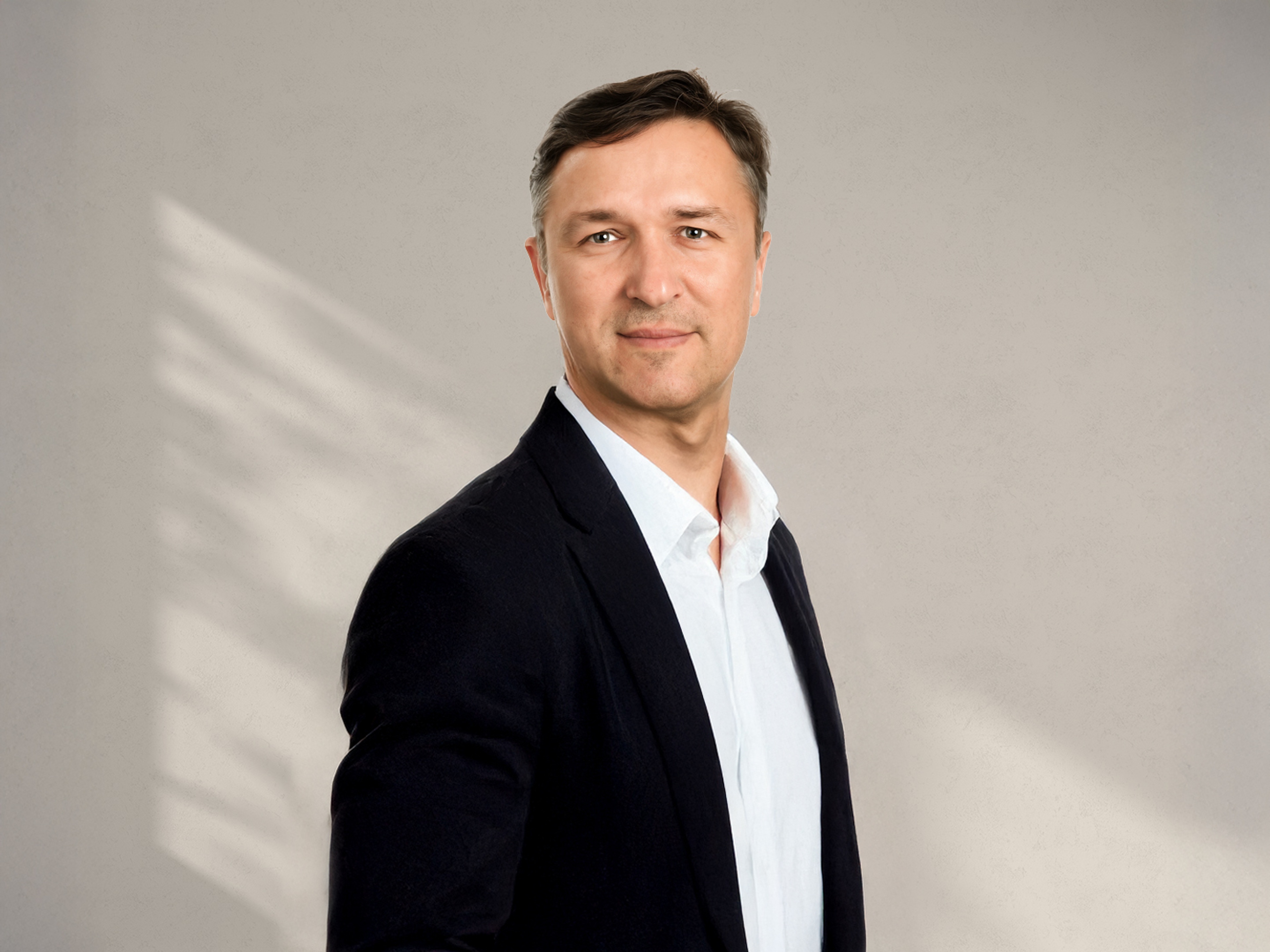 A portrait of Zeljko Ladestam