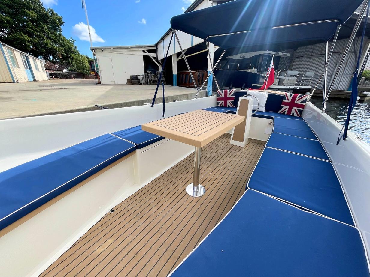 Landamores Mayfly 21 Ex Demonstrator Gentlemans Launch Boat For Sale Norfolk