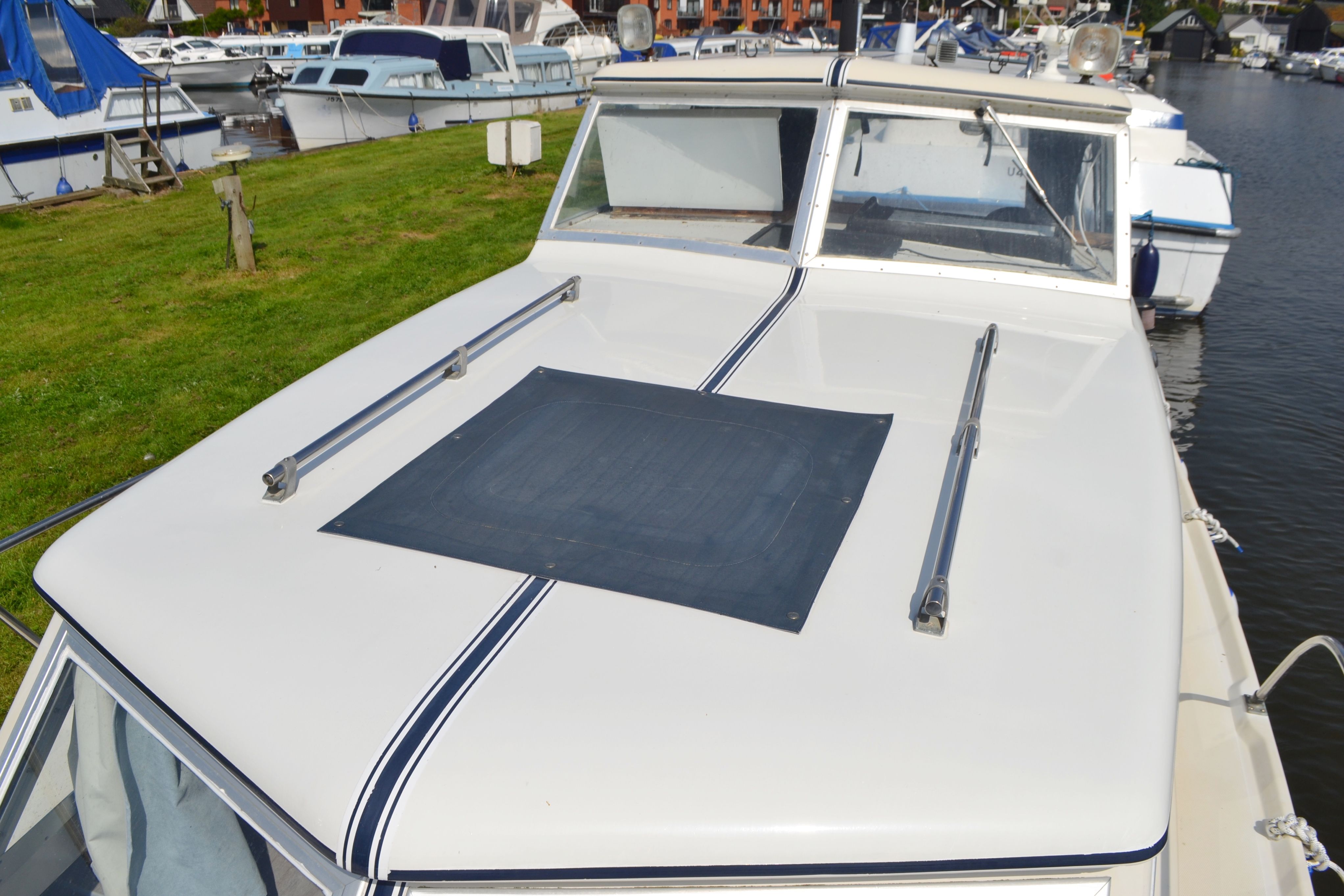 Erne Craft Isis 700 For Sale