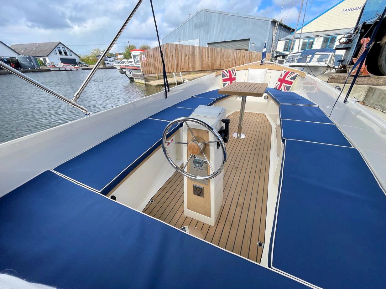 Landamores Mayfly 21 Ex Demonstrator Gentlemans Launch Boat For Sale Norfolk