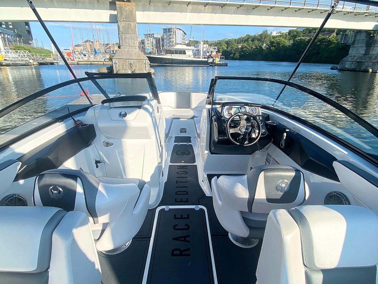 Scarab 255 Race Edition Power Boat For Sale