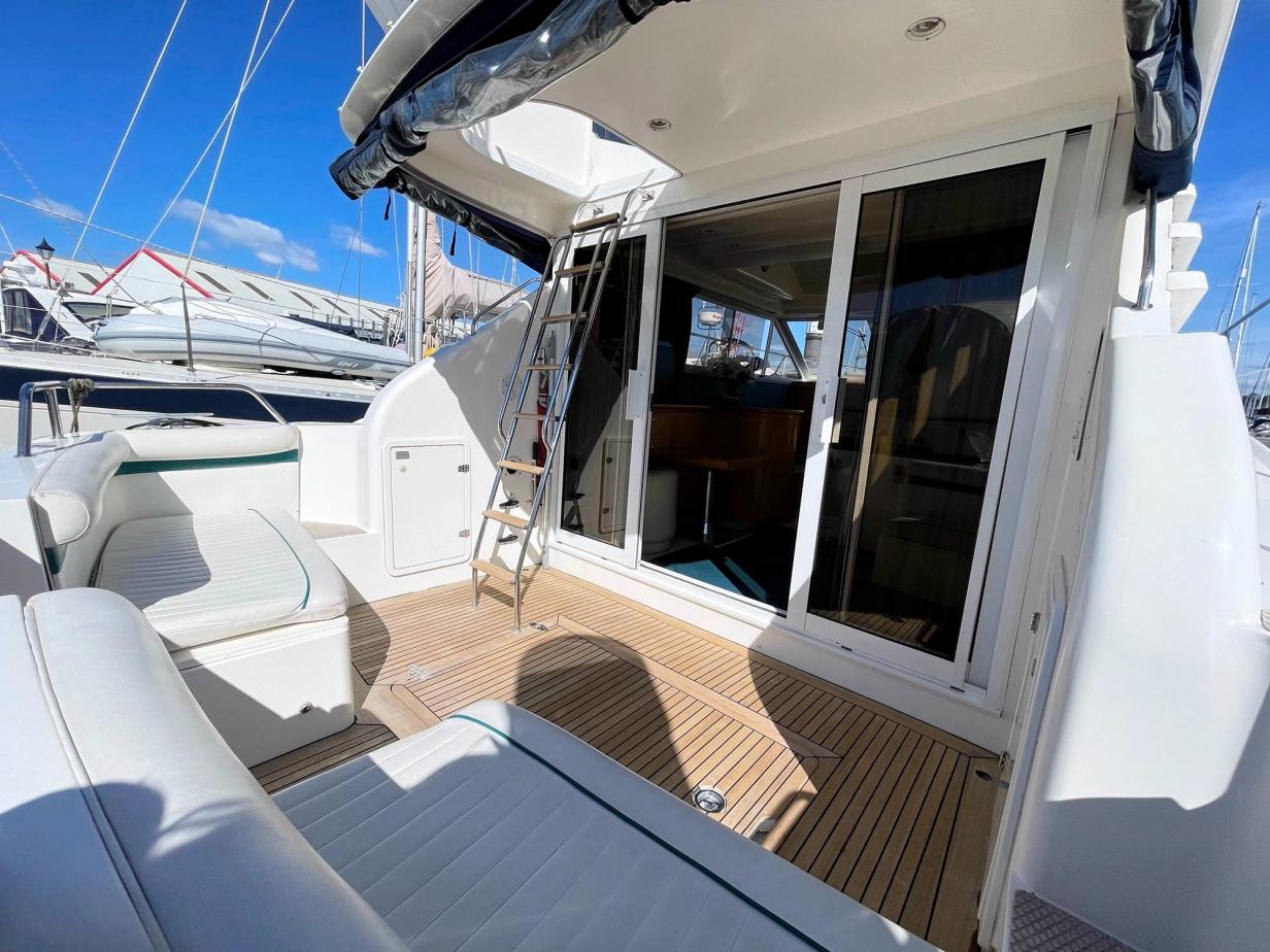 Fairline Phantom 37 Flybridge Boat For Sale UK