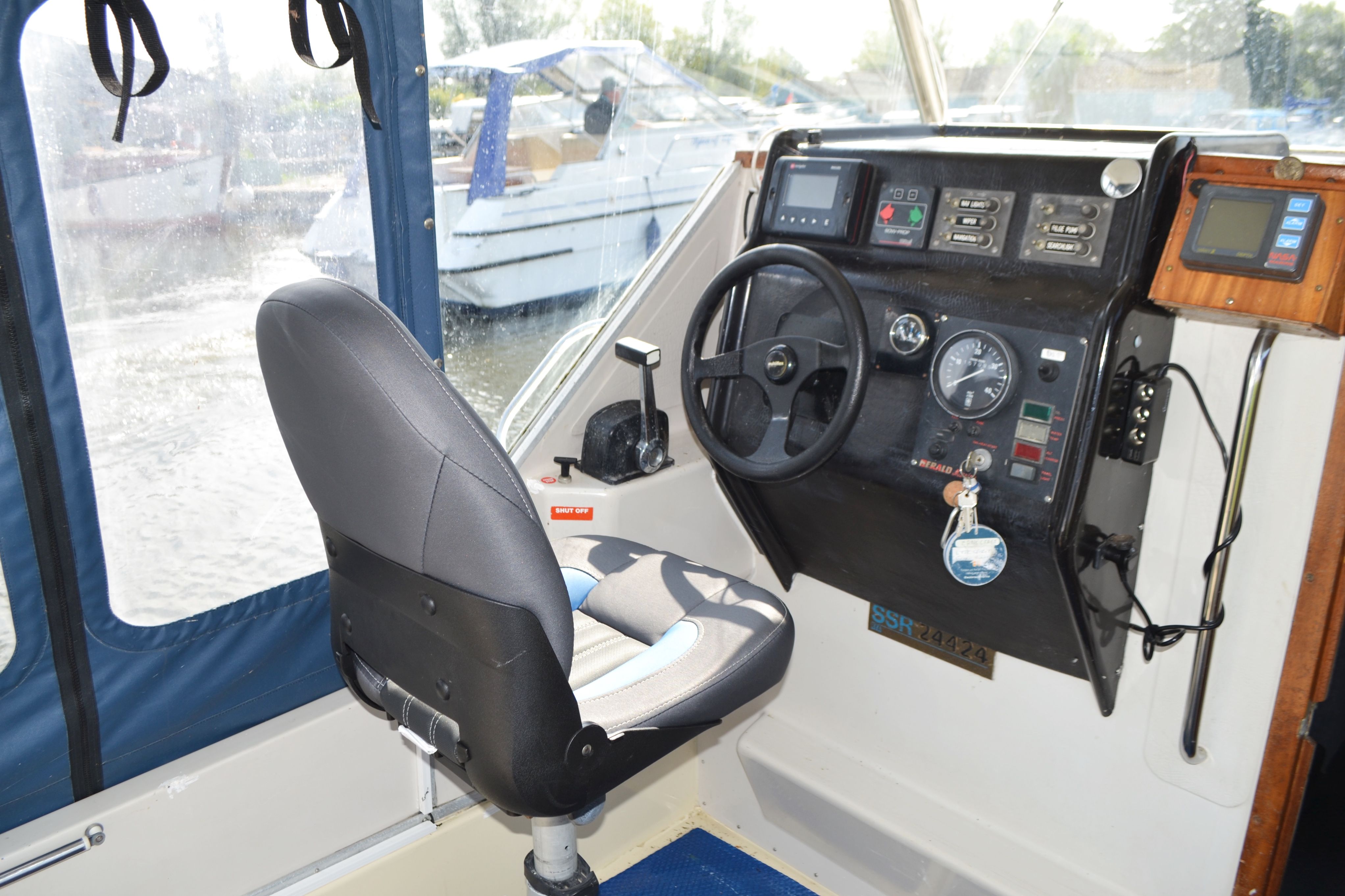 Erne Craft Isis 700 For Sale