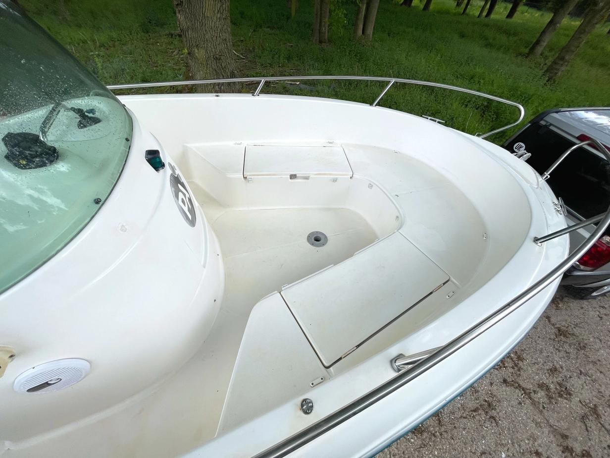 Jeanneau Cap Camarat 625 Boat For Sale