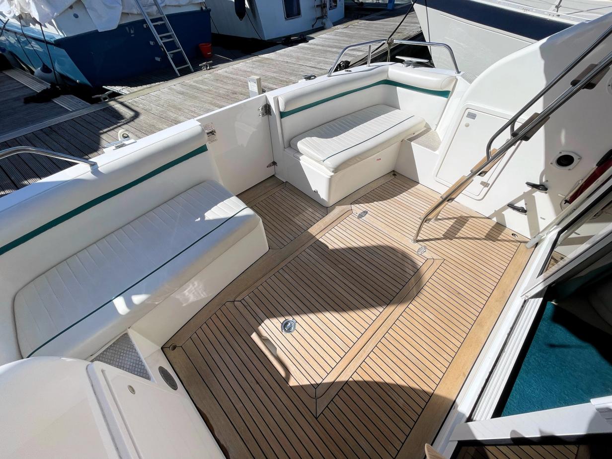 Fairline Phantom 37 Flybridge Boat For Sale UK