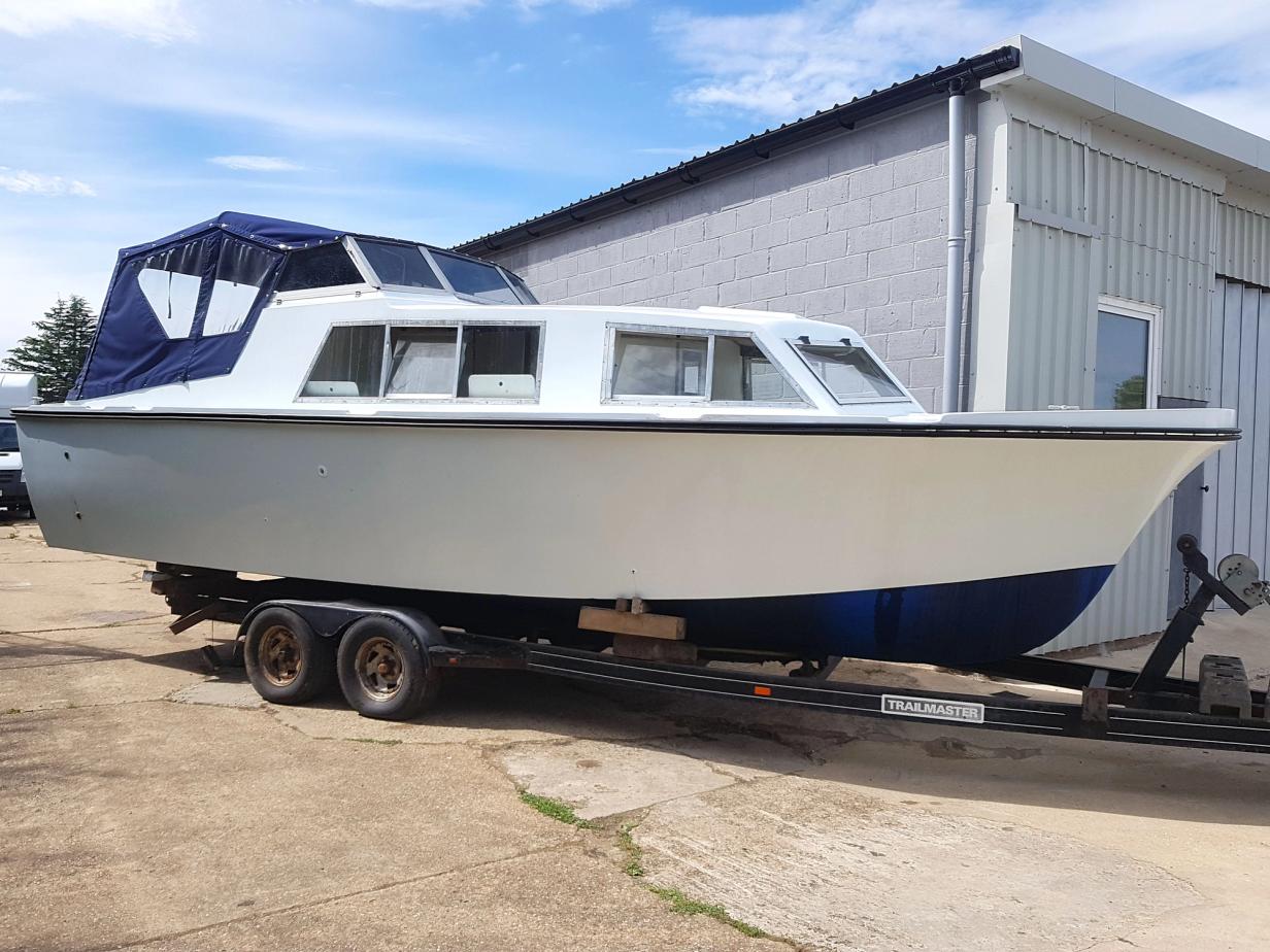 Elysian 27 Boat For Sale