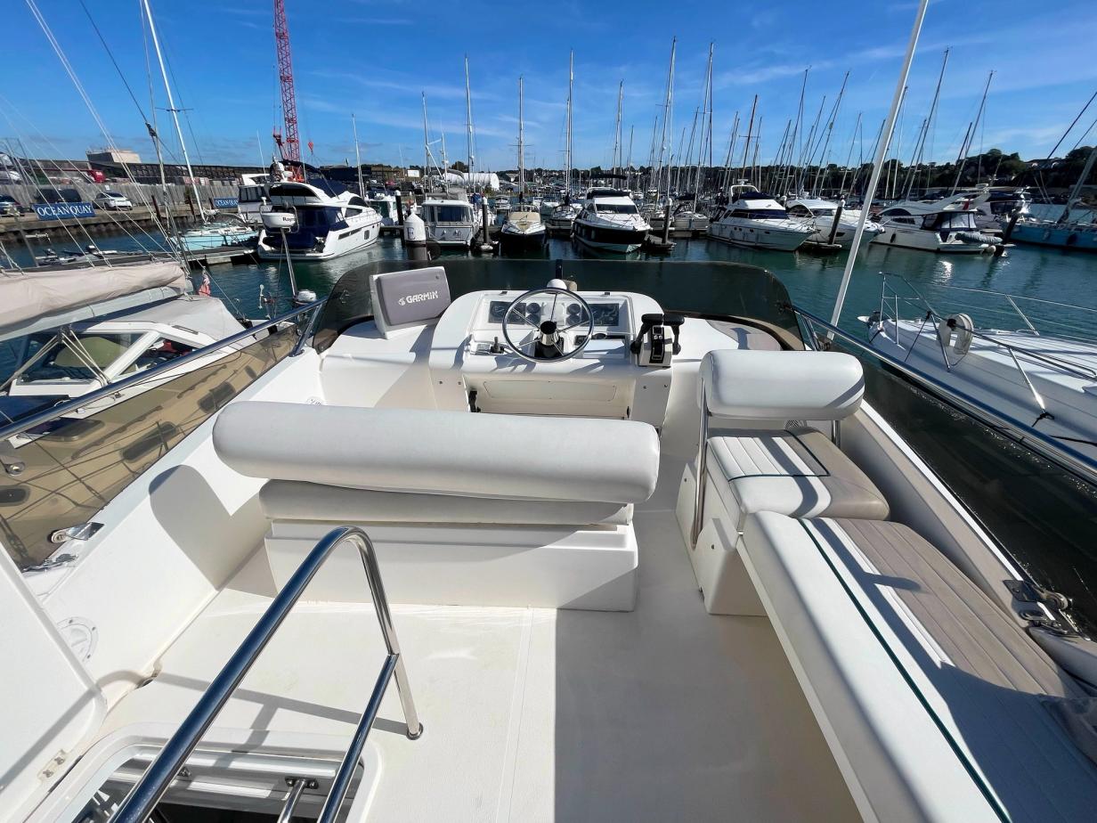 Fairline Phantom 37 Flybridge Boat For Sale UK