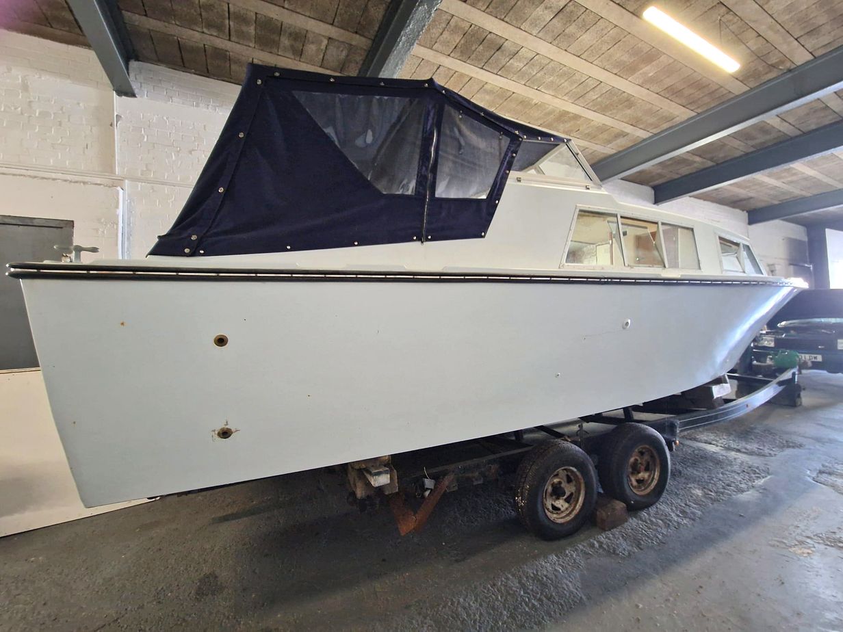 Elysian 27 Boat For Sale