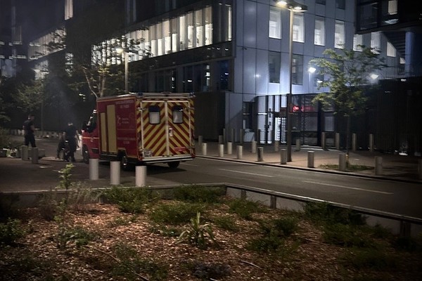 La défense massive est un humanisme