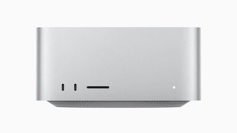 Mac Studio M2 - The Distance
