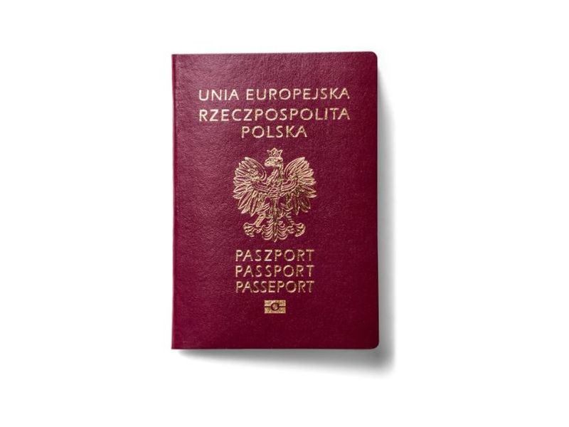 Jak wyrobić dziecku pierwszy polski paszport?
