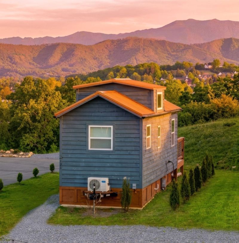 Cozy cabin living at Sojourn