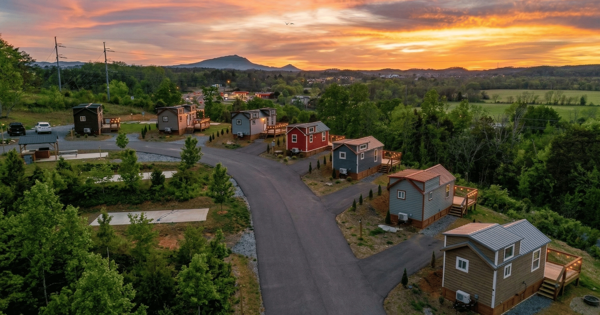 Exterior view of The Evergreen at Sojourn Lodging