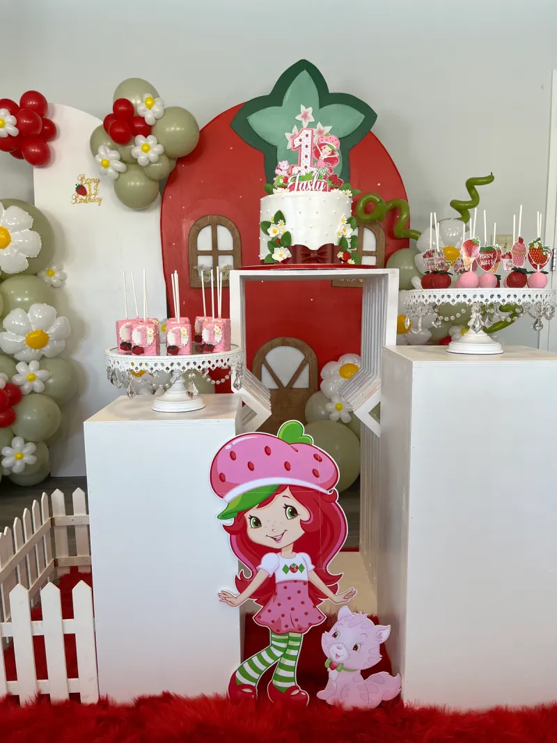 Strawberry Shortcake Dessert Display