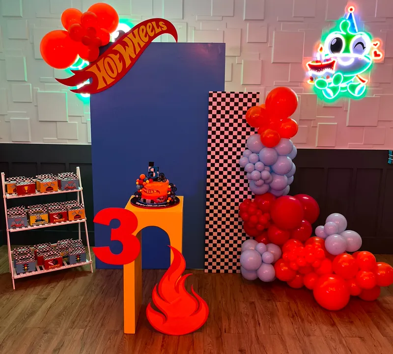 Hot Wheels Full Display