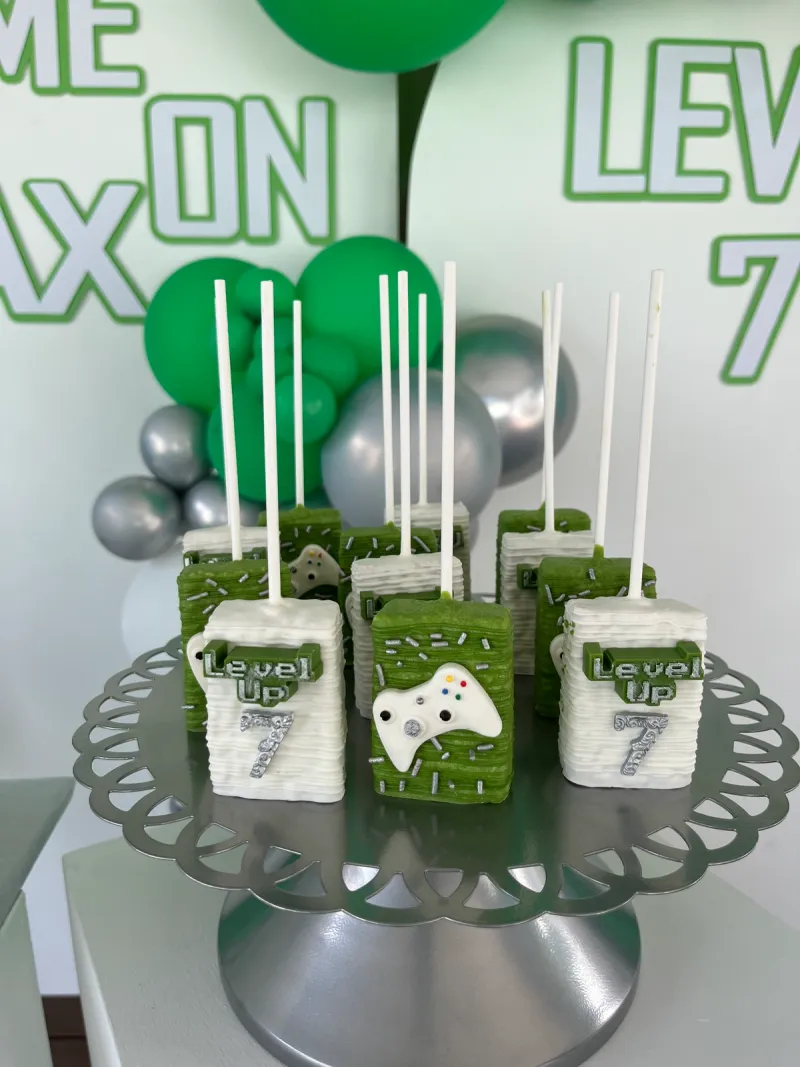 Game On Level 7th Cake Bars