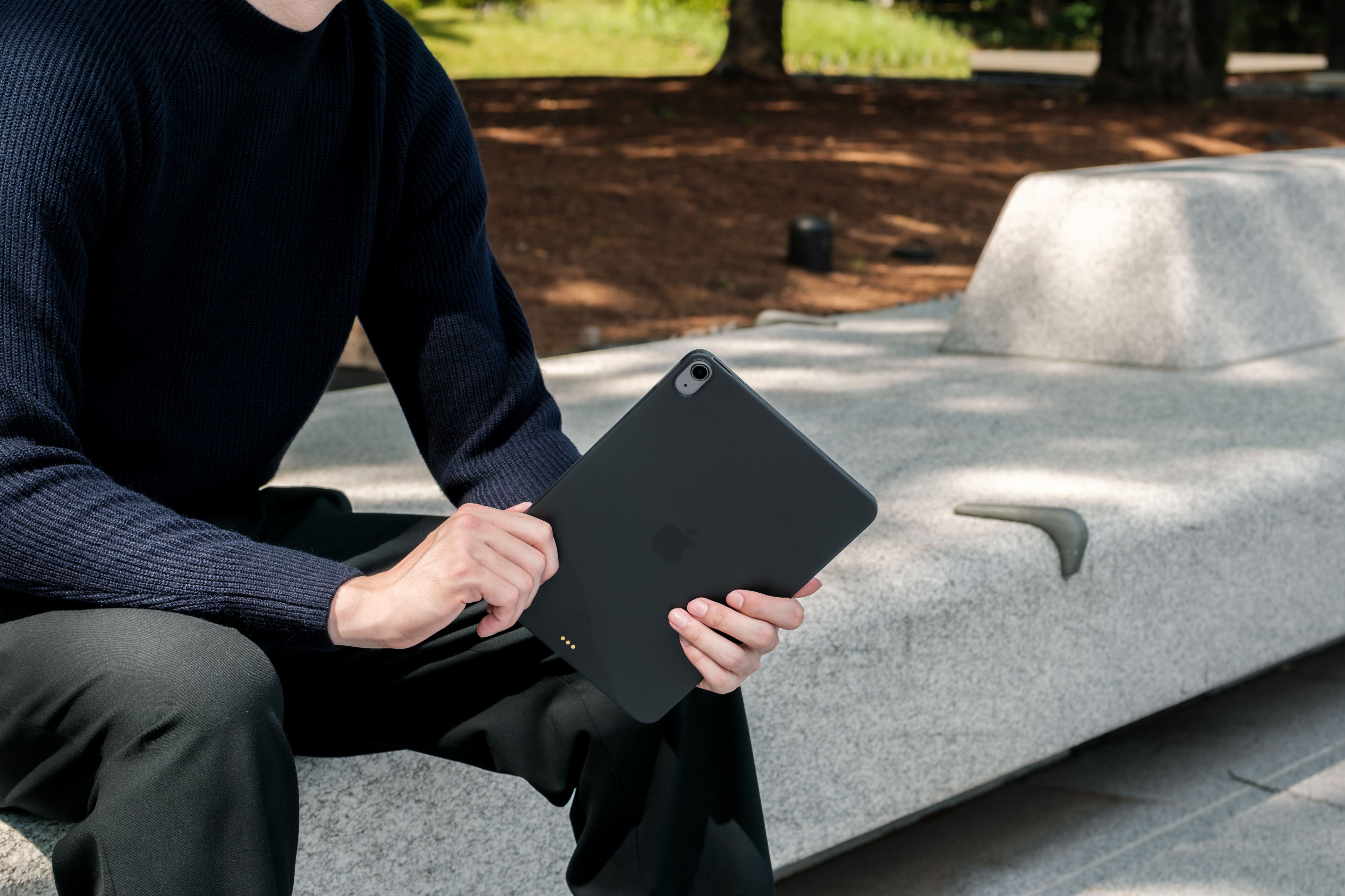 iPad mini ケース「THE FROST AIR」、マグセーフスマホリング ESR Rebound Magnetic with Clasp for iPad mini 2021