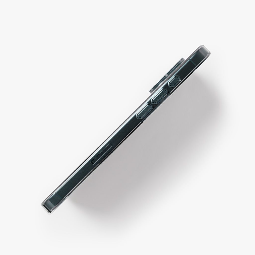 【美品】THE INVISIBLE AIR iPhone 16 Pro MAX用 iPhone 16 Pro Max [AIR-REAL INVISIBLE] 超精密設計 極薄軽量