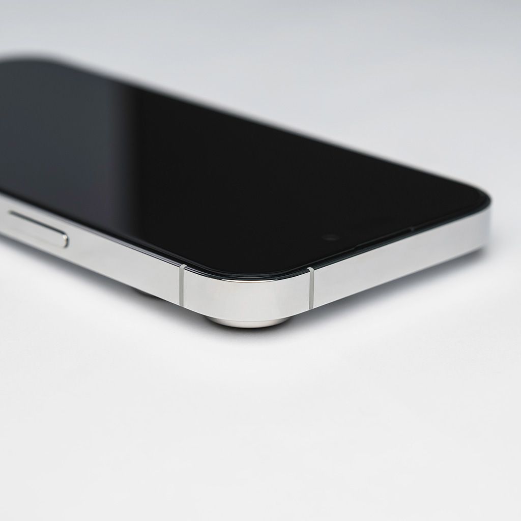 THE CASEFINITE GLASS