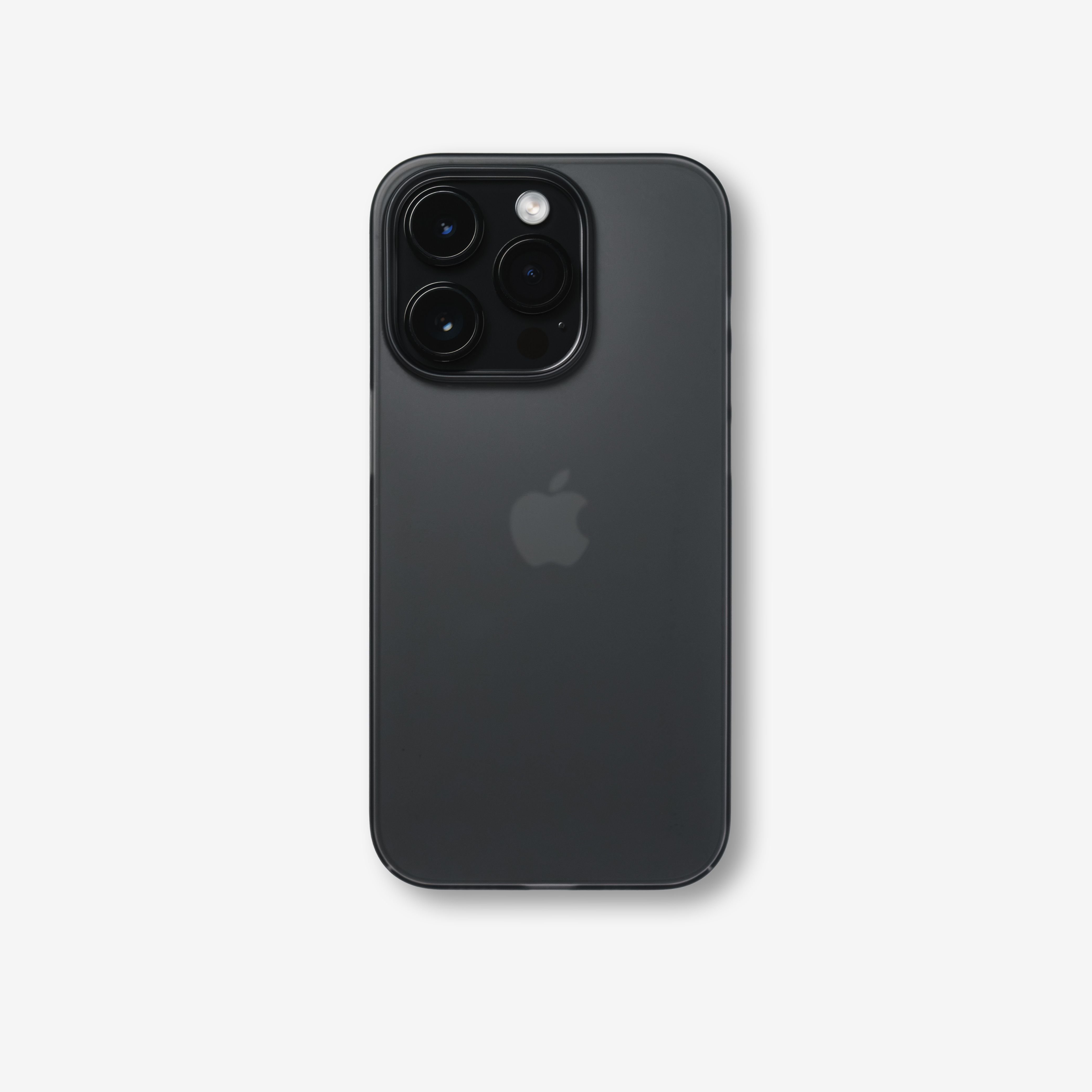 THE FROST AIR ULTRA - MagSafe対応薄型iPhoneケース