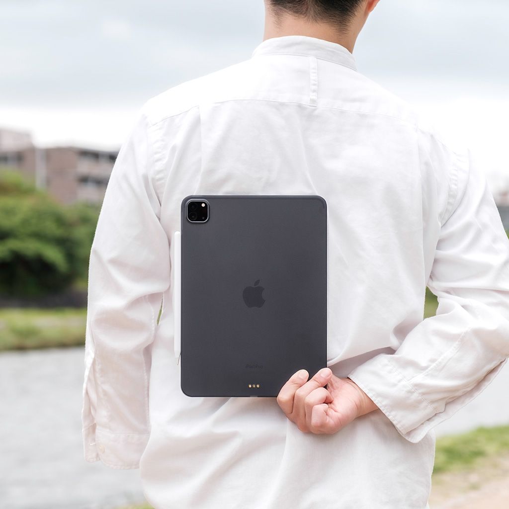 ❤高級感溢れるスタイリッシュでお洒落なデザイン♪❤iPad Pro用ケース THE FROST AIR (iPad Pro) -「ほぼ、裸」極薄タブレットケース