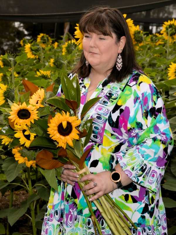 Wendy – Sunflower Garden