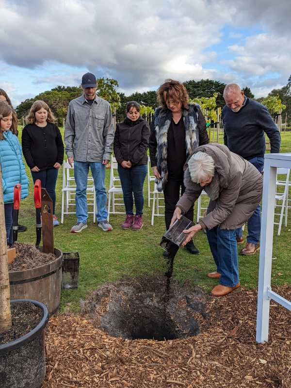 Cherie Cady – Mum’s Ashes
