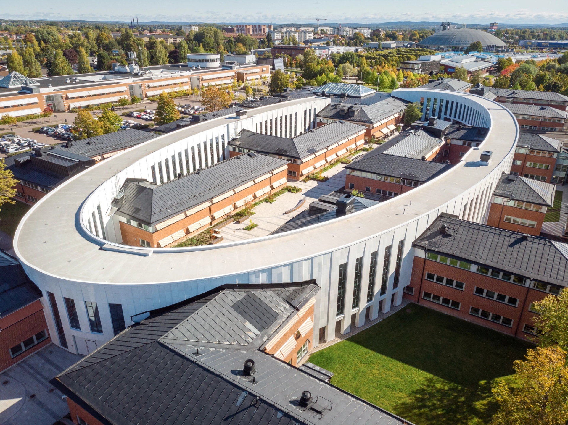 Ellipsen vid Intagan fotad ovanifrån från sidan