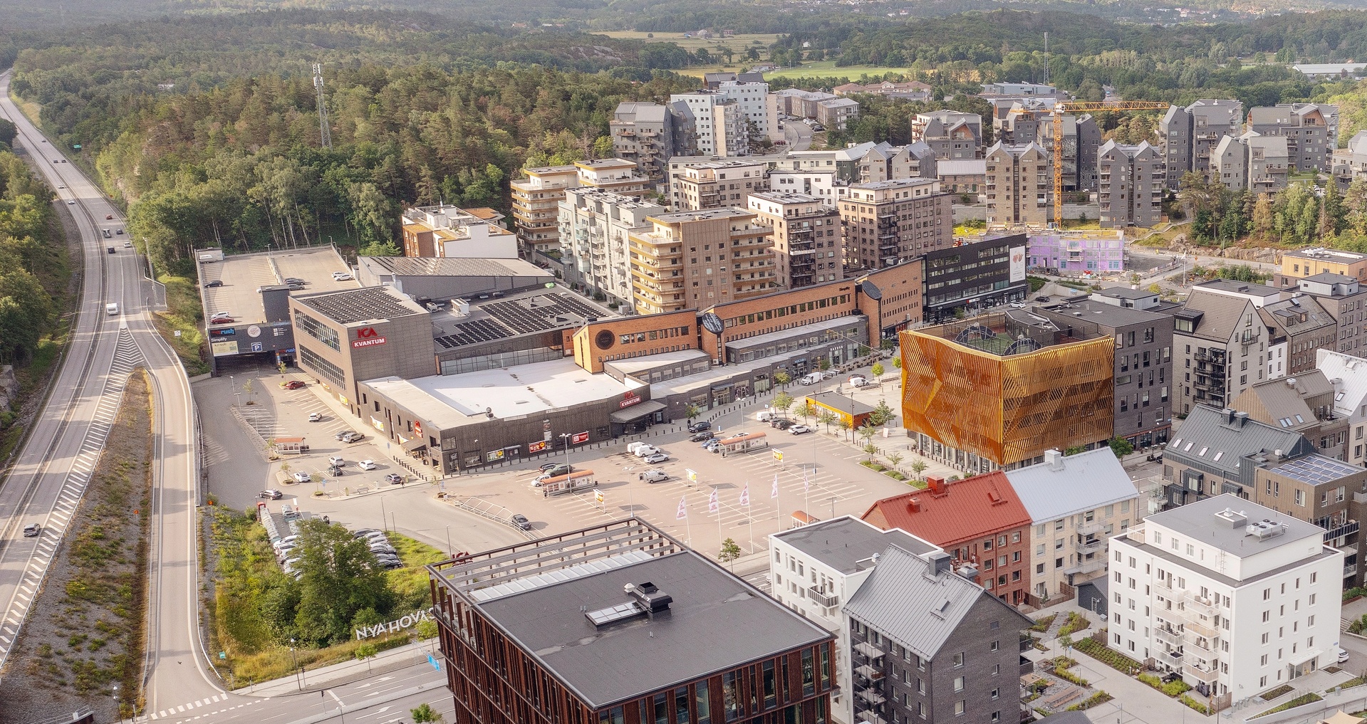 Nya Hovås, Arkitekterna Krook & Tjäder