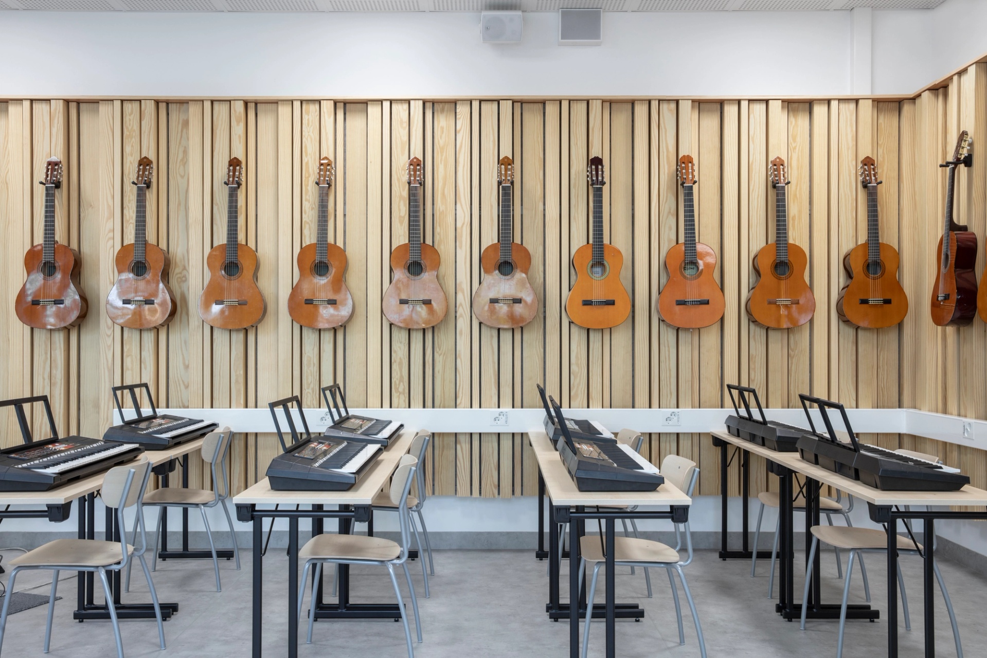 Interiör musiksal Gottsundaskolan