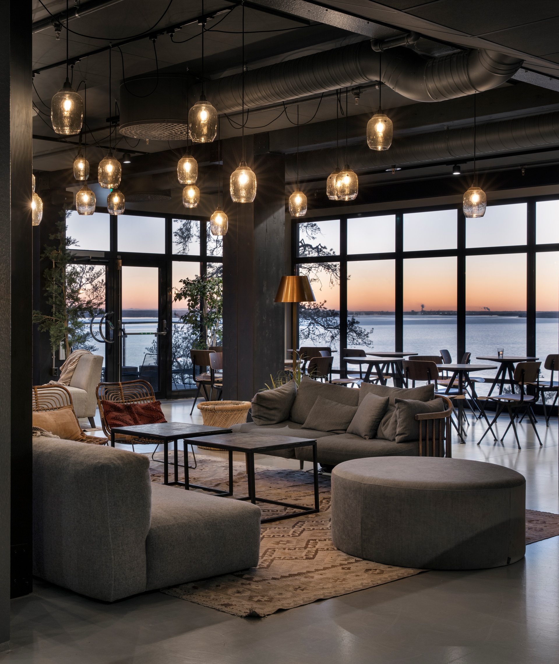 Vildmarkshotellet interiör loungedel