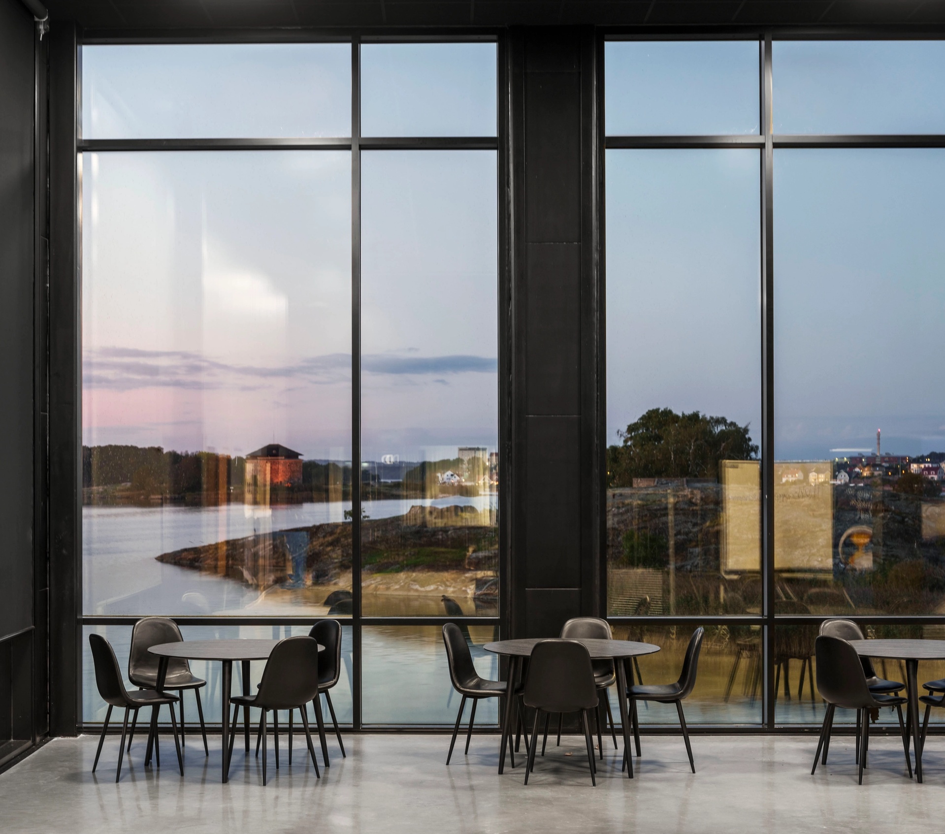 Brinova Arena Karlskrona. Utblick mot vattnet.