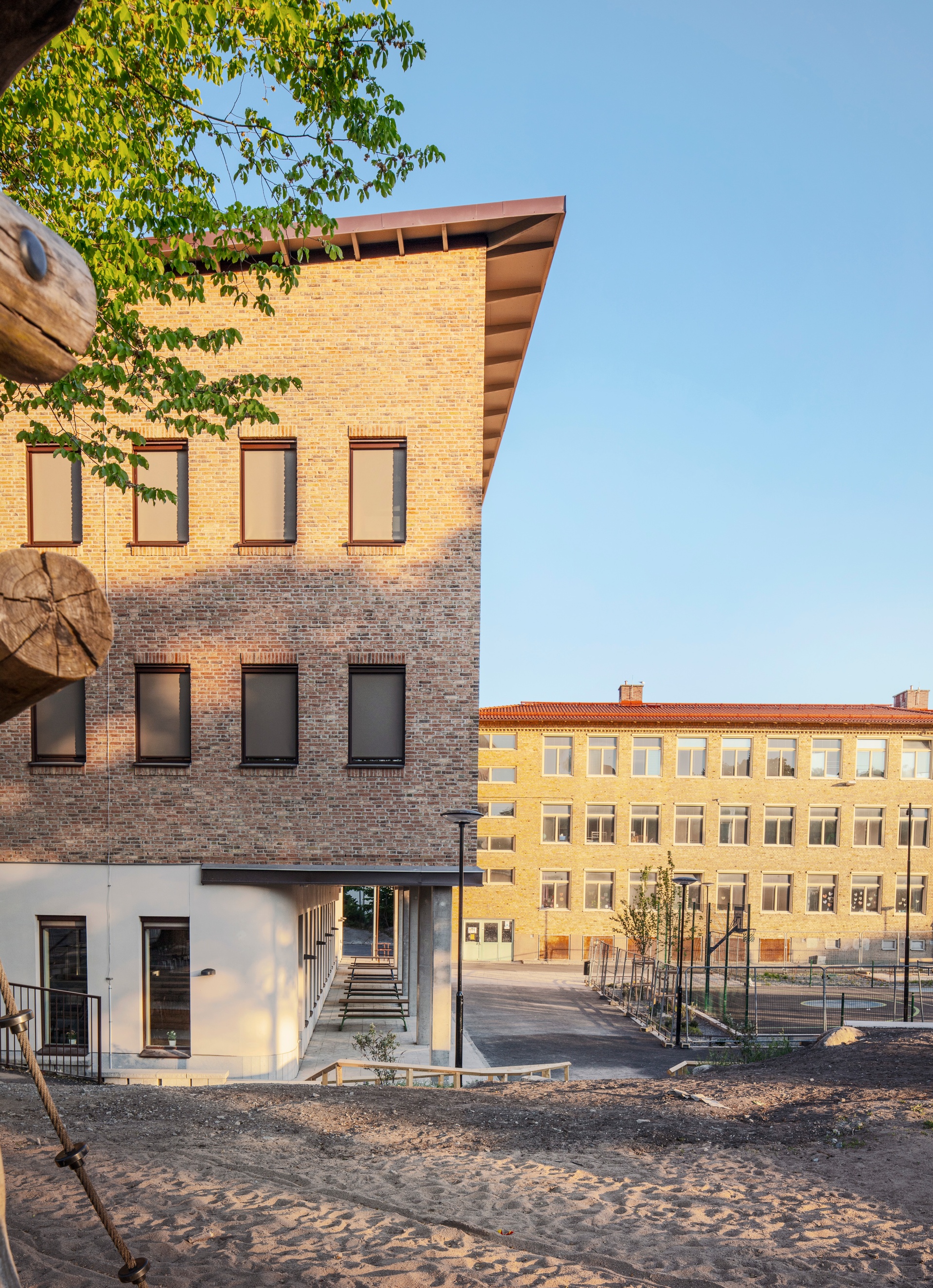 Bräckeskolan fasad