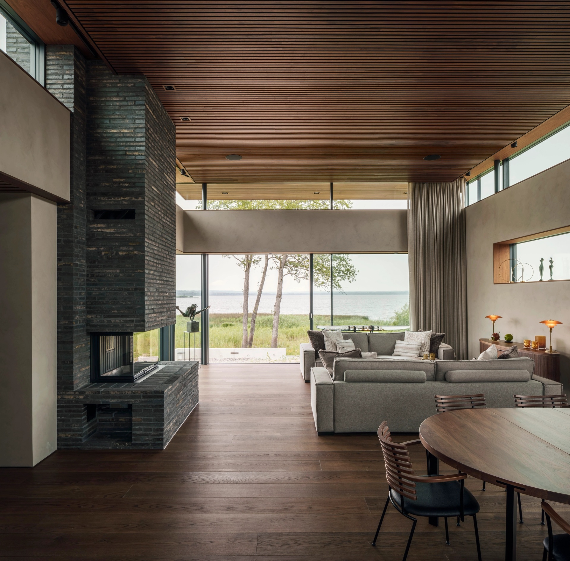 Villa P, sociala ytor, vy mot hav. Ritat av Arkitekterna Krook & Tjäder. Fotograf Felix Gerlach