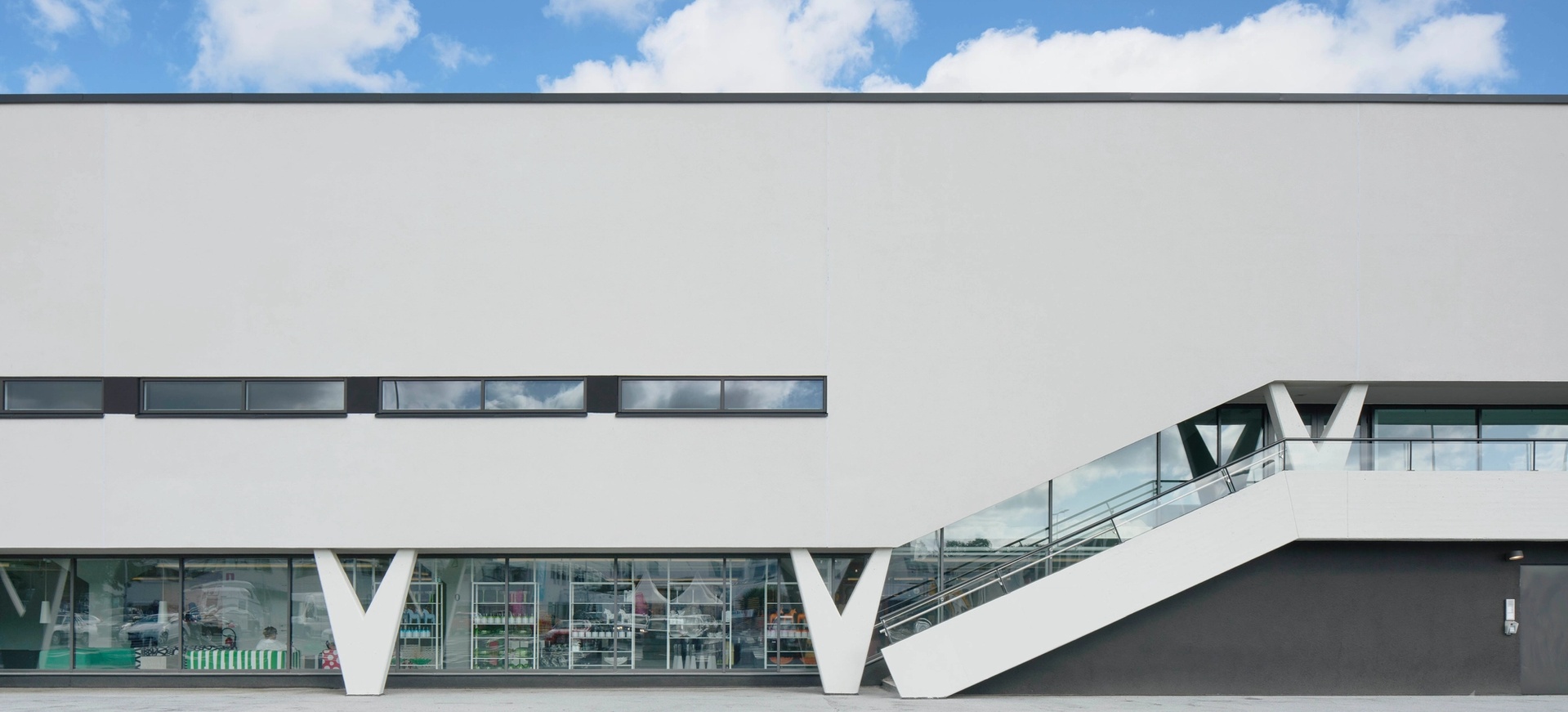 IKEA museum i Älmhult, exteriör bild. Återskapad fasad utifrån originalritningar.
