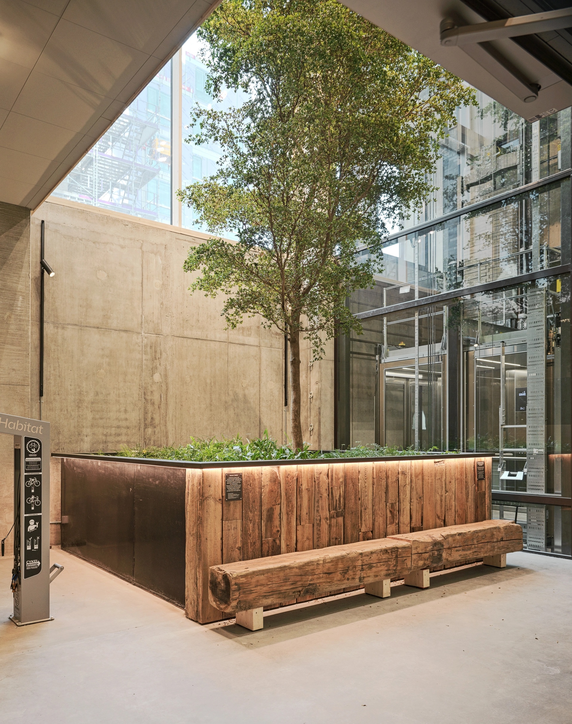 Habitat 7 entréhall