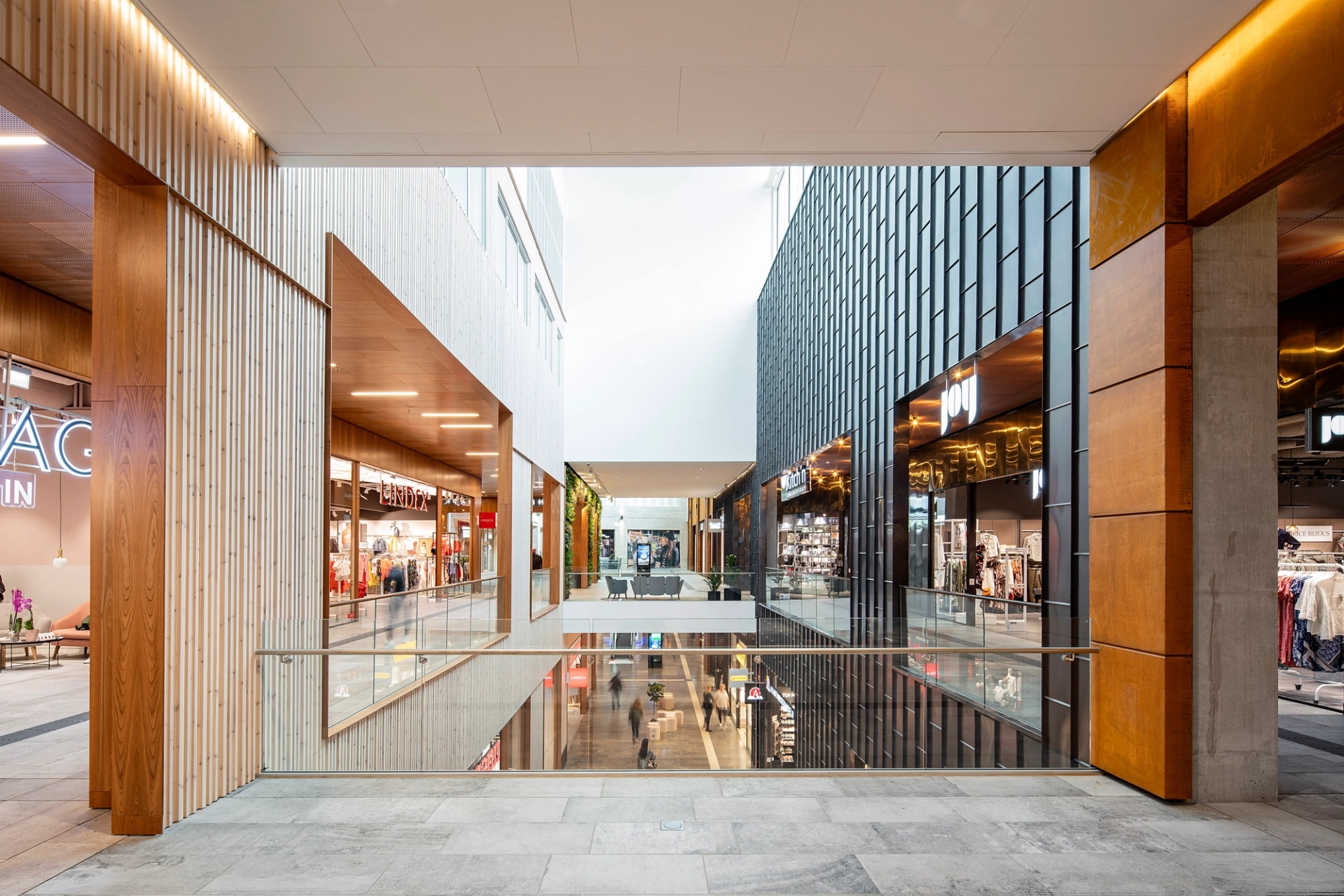 Bild på Mölndals galleria, ritat av Krook & Tjäder och R-Studio