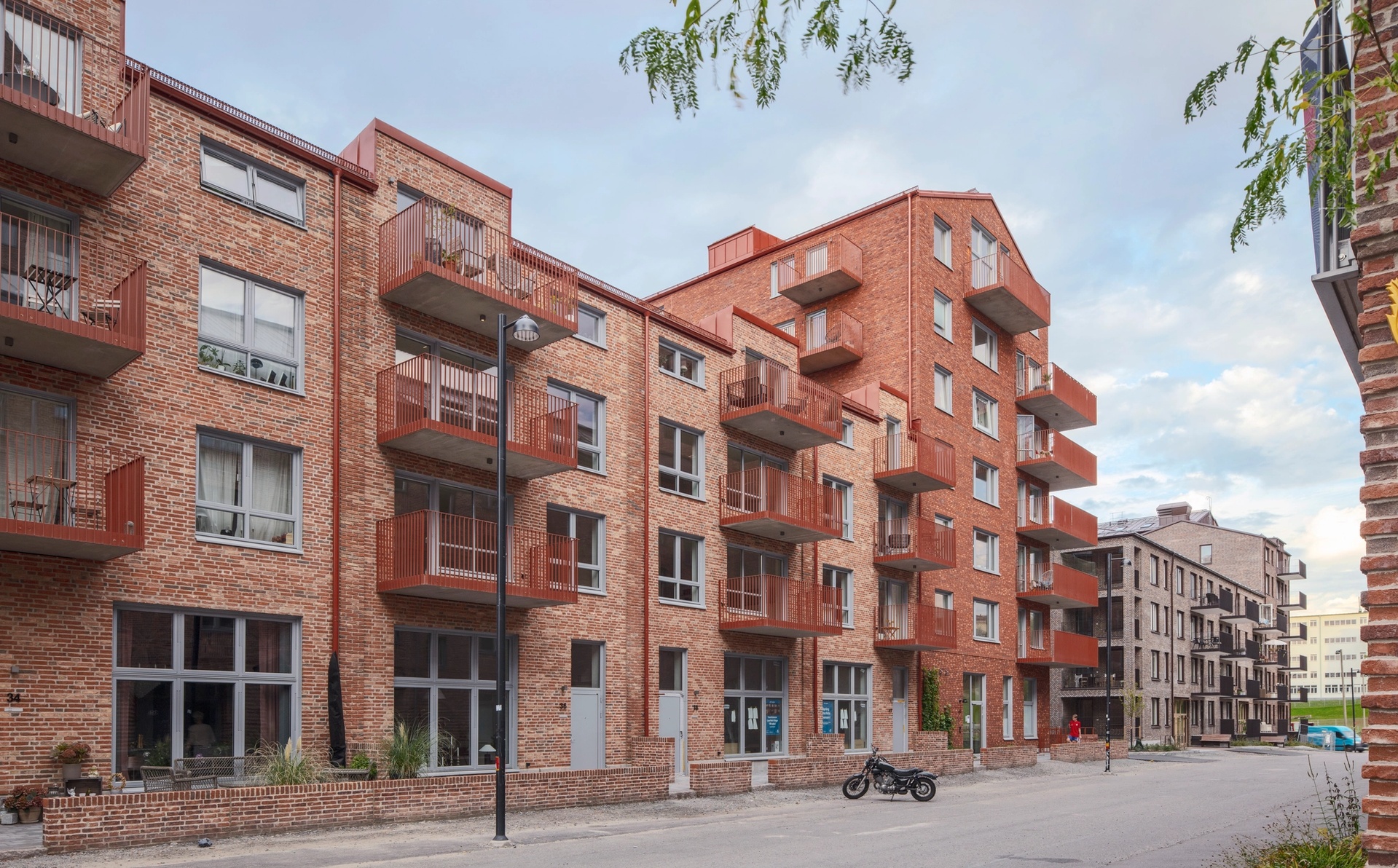 Kv Takgöken exteriör mot gatan