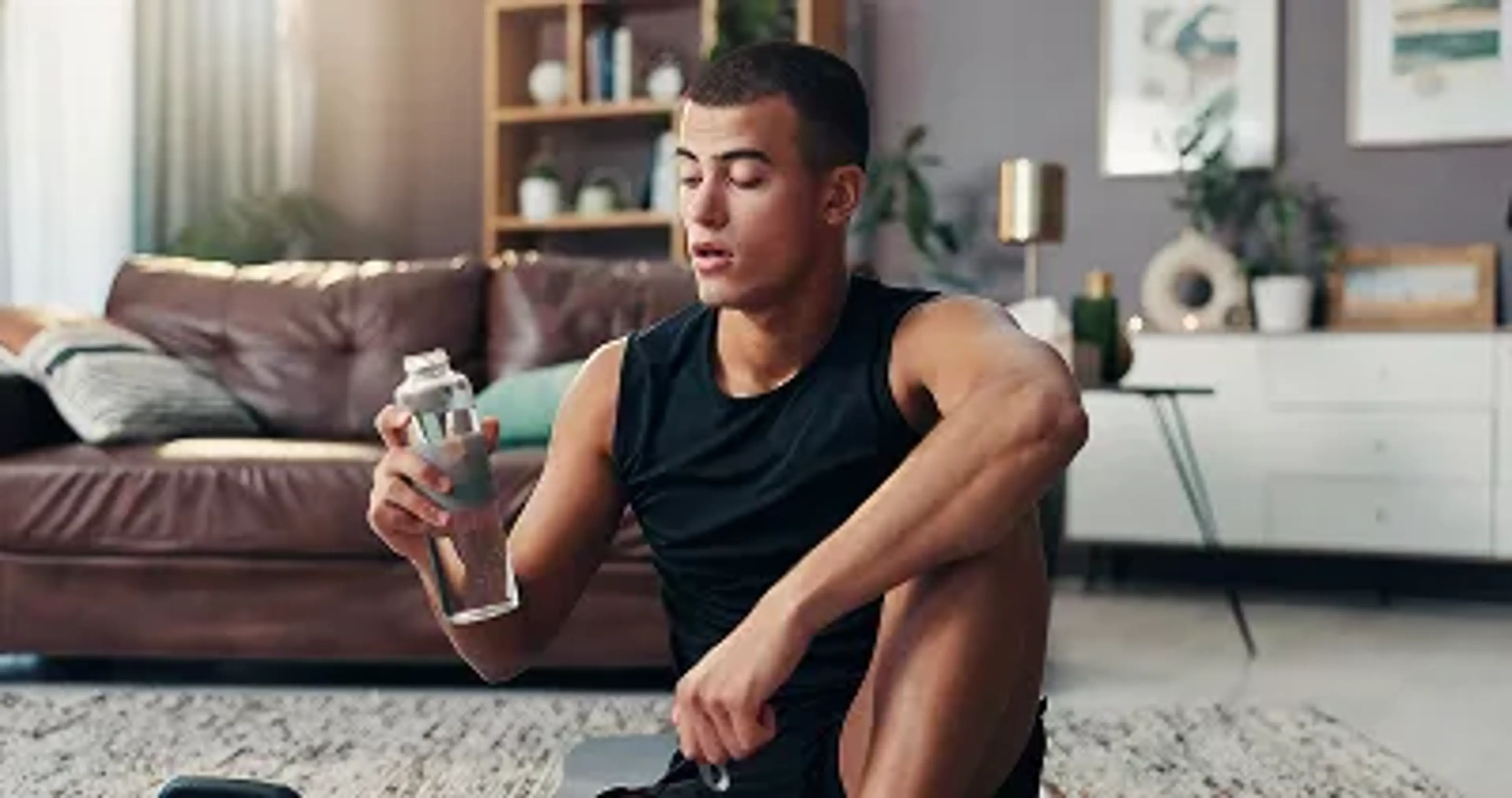 Hydration on GLP-1s: How Much Water Should You Drink Daily?