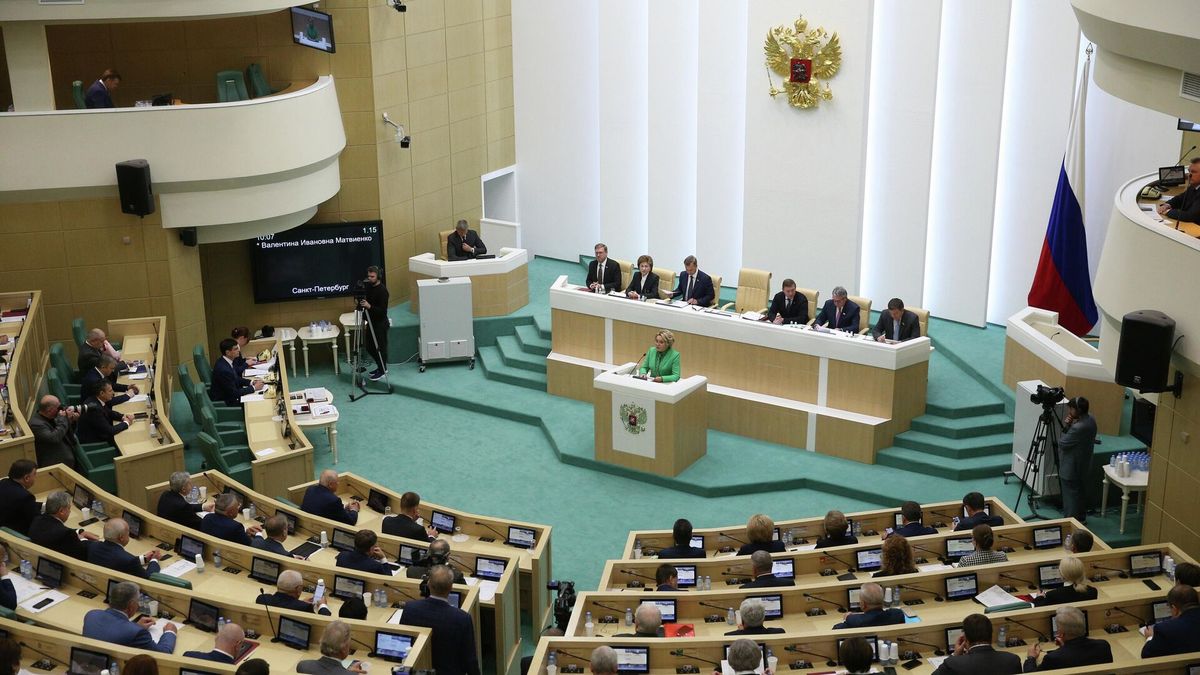 Оборудование для зала Совета Федерации РФ