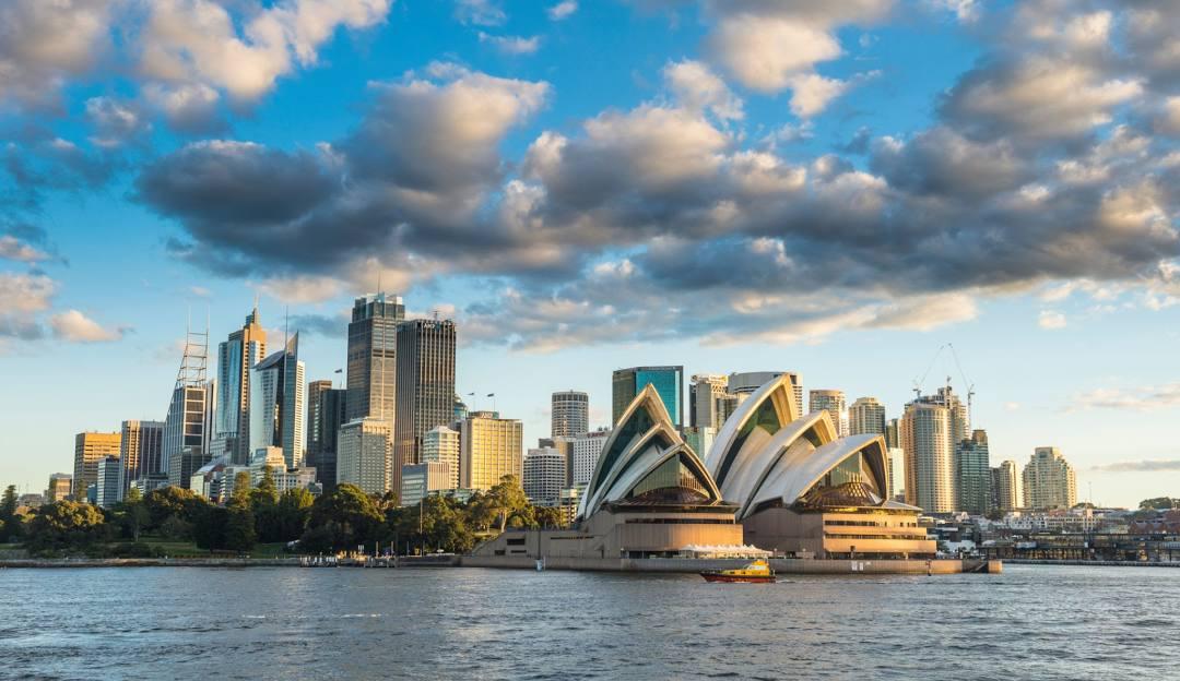 Ready to Book Your Flight to Sydney?