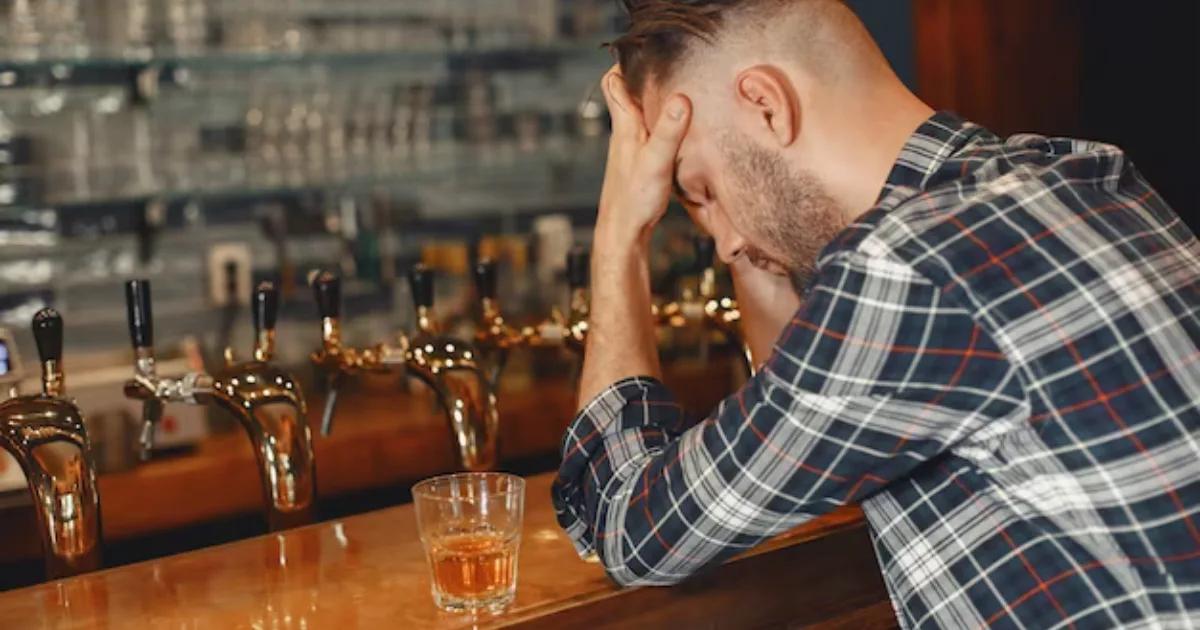 29 Symptômes Clés de l’Alcoolisme à Connaître