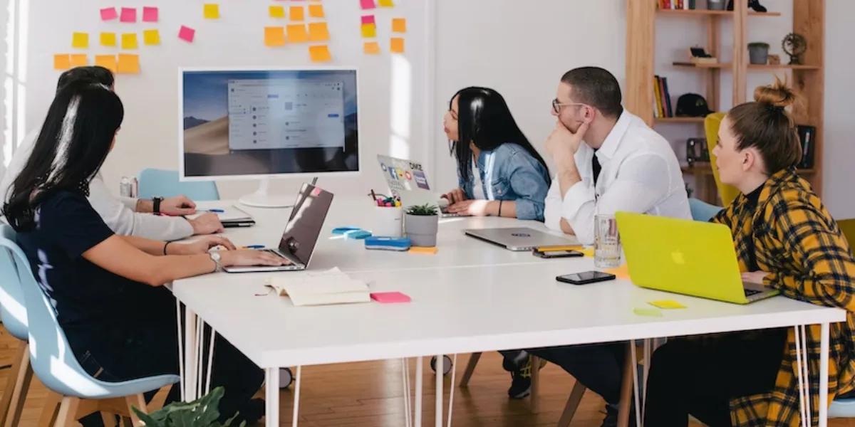 Comment mieux gérer son temps : 10 conseils pour éviter le stress d’une mauvaise organisation