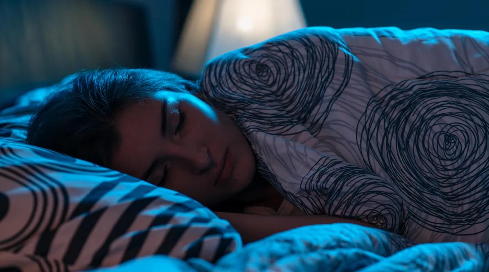 Comment obtenir un sommeil plus profond : les avantages du sommeil profond