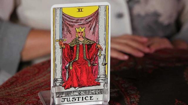 Que signifie Justice dans un tirage de tarot ?