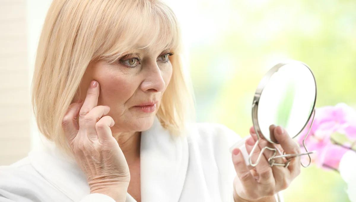 Traits d’une mère narcissique : 13 signes