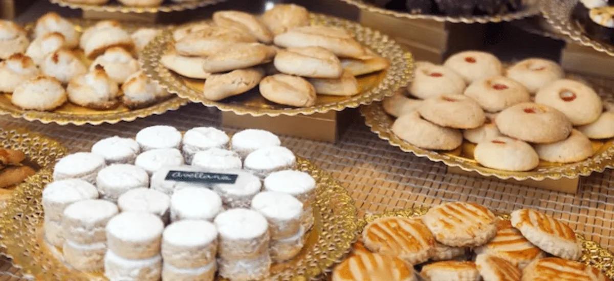 Le Guide Ultime de la Pâtisserie Orientale: Recettes, Adresses & Astuces