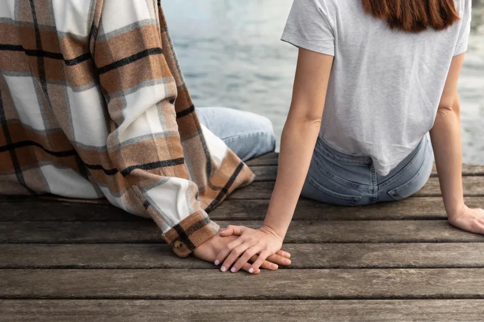 Les indices cachés : Reconnaître les signes d’amour véritable ou de dépendance affective